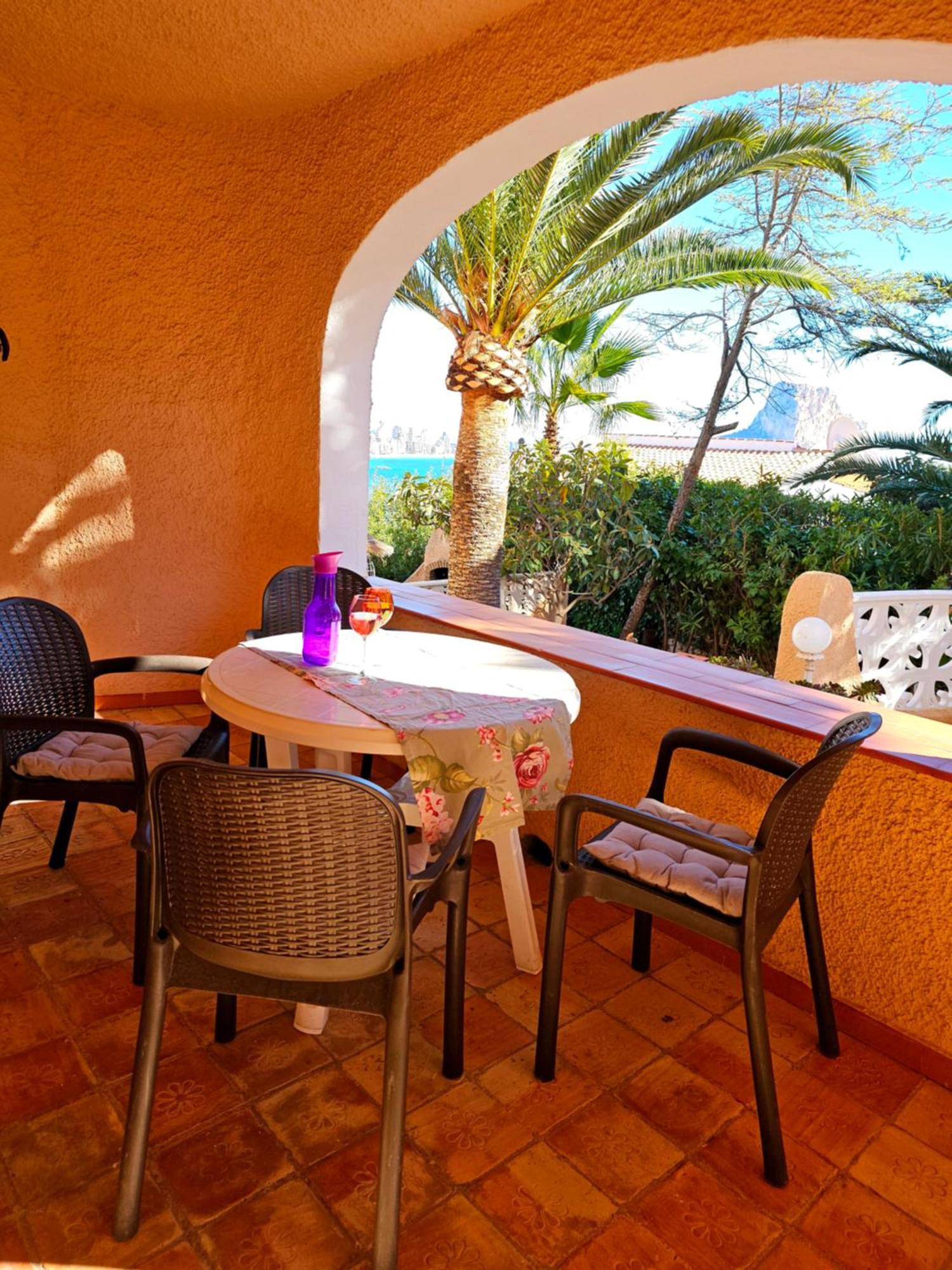 Appartamento Casa Veintiuno En Calp Esterno foto